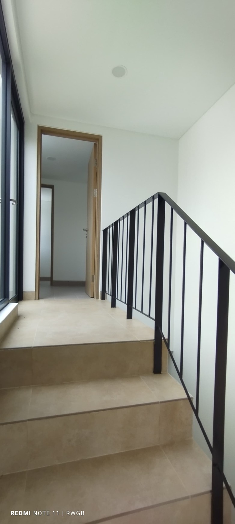 disewa rumah di tanakayu vasya bsd city  fullfurnished semua baru tinggal bawa koper strategis siap huni