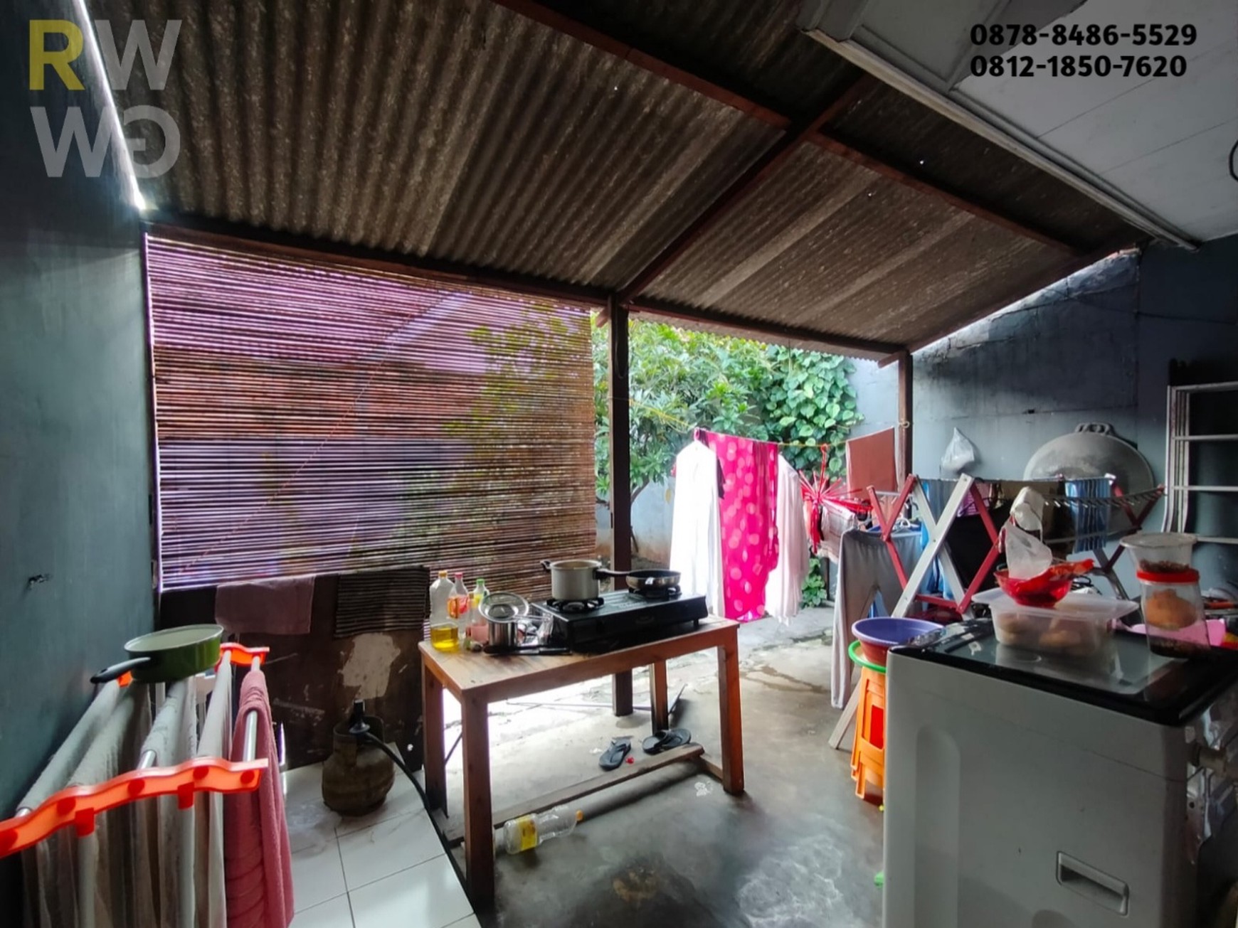 Di Jual Rumah di Graha Kalimas - Lokasi Strategis, 1 Lantai, Dekat Tol & Masjid