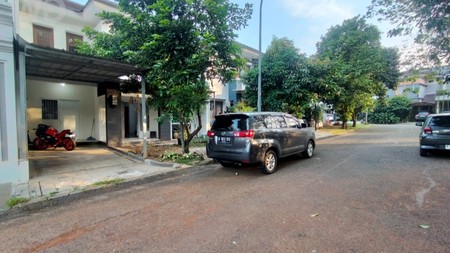 Disewakan Rumah 2 Lantai Luas di Grand Wisata - Depan Taman, Dekat Ruko & Akses Tol!