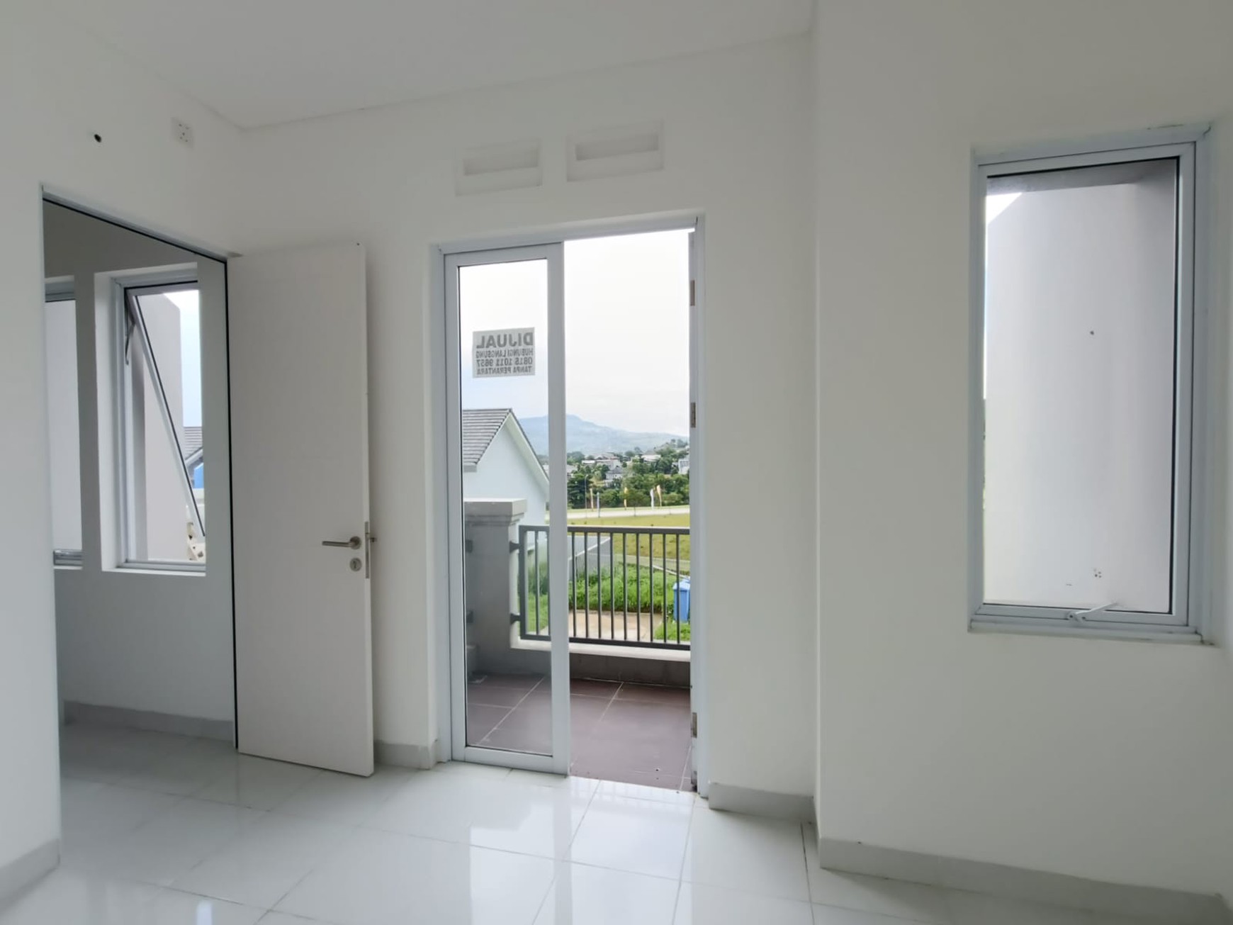 Rumah Bagus Di Sentul City, Cluster Green Mountain Bogor