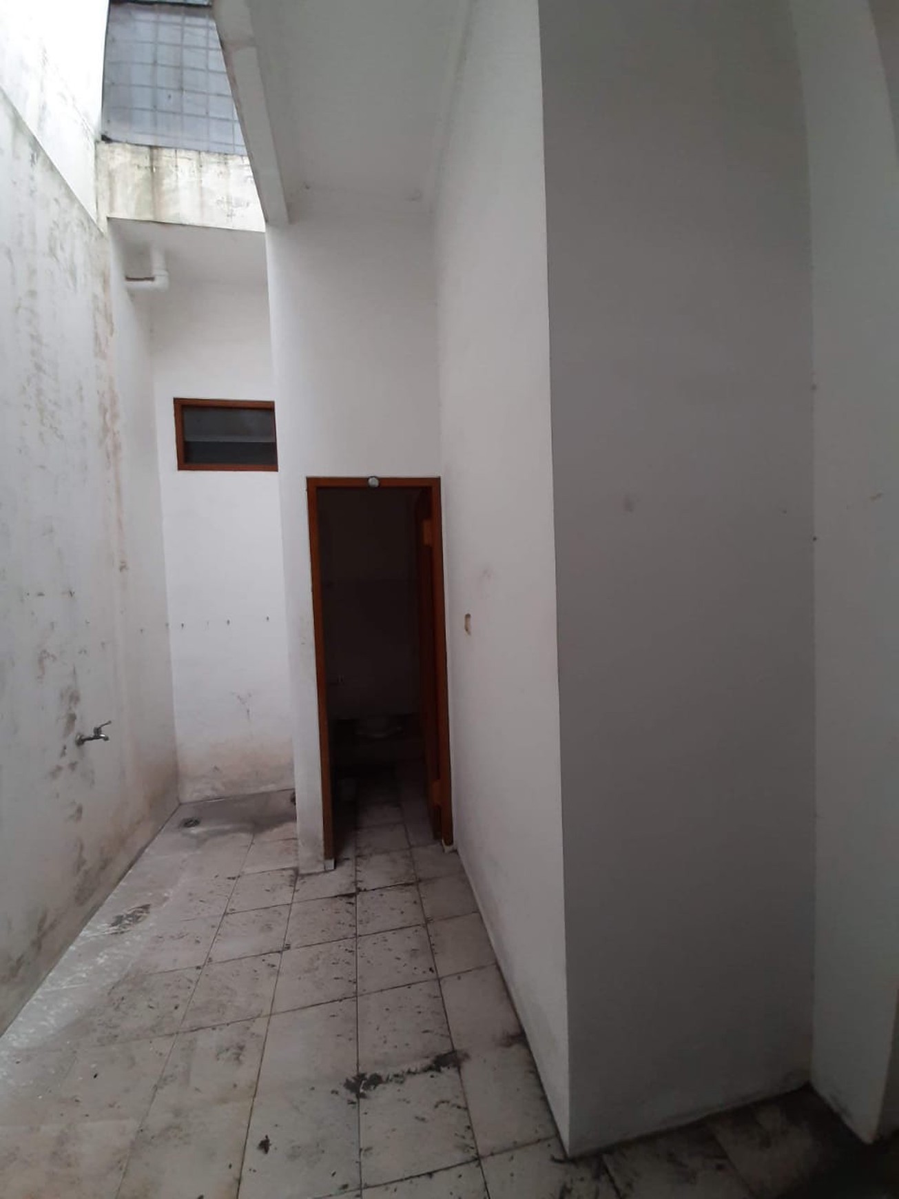 Dijual / Disewakan Rumah Jelambar