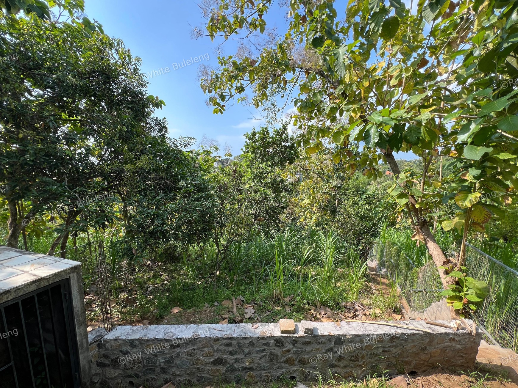 Versatile Villa with Two Buildings in the Developing Tourism Area of North Bali