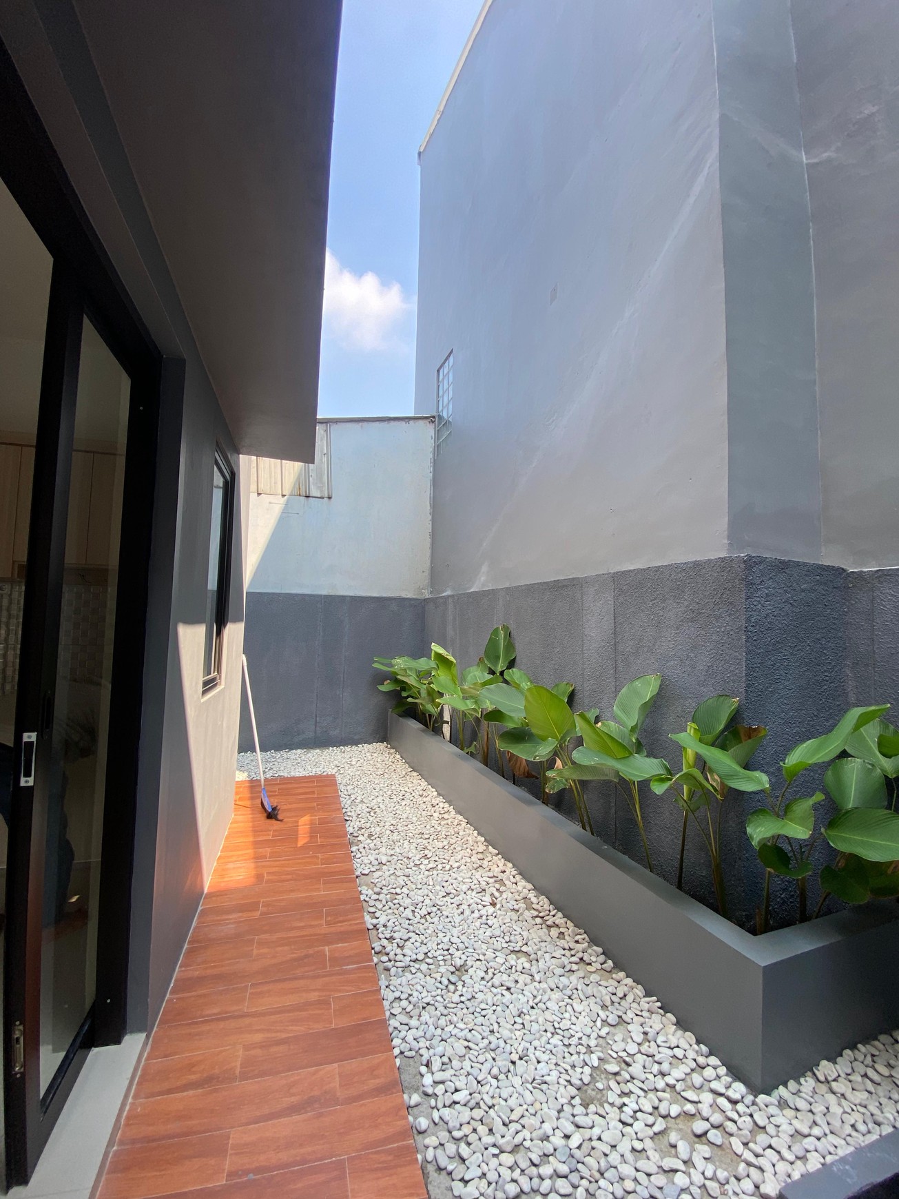 Rumah Baru 2 Lantai Di Kelapa Dua Ciracas 10 Menit Ke LRT & Pintu Toll
