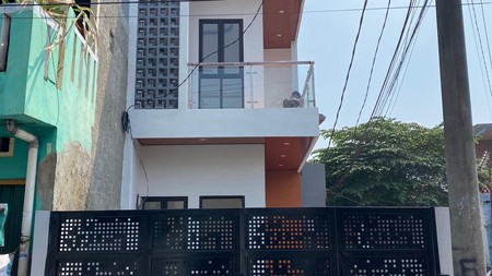 Rumah Baru 2 Lantai Di Kelapa Dua Ciracas 10 Menit Ke LRT & Pintu Toll