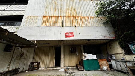 Gedung Kantor Berlokasi Komersil Dan Strategis, Di Jl. Kramat Kwitang, Jakarta Pusat