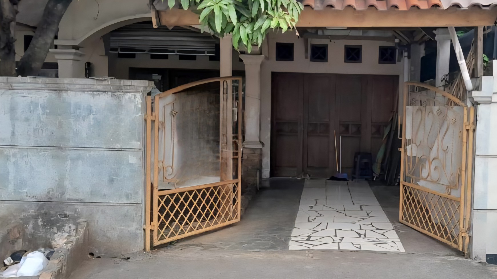Dijual Rumah hitung tanah di Gang 100 Lenteng agung