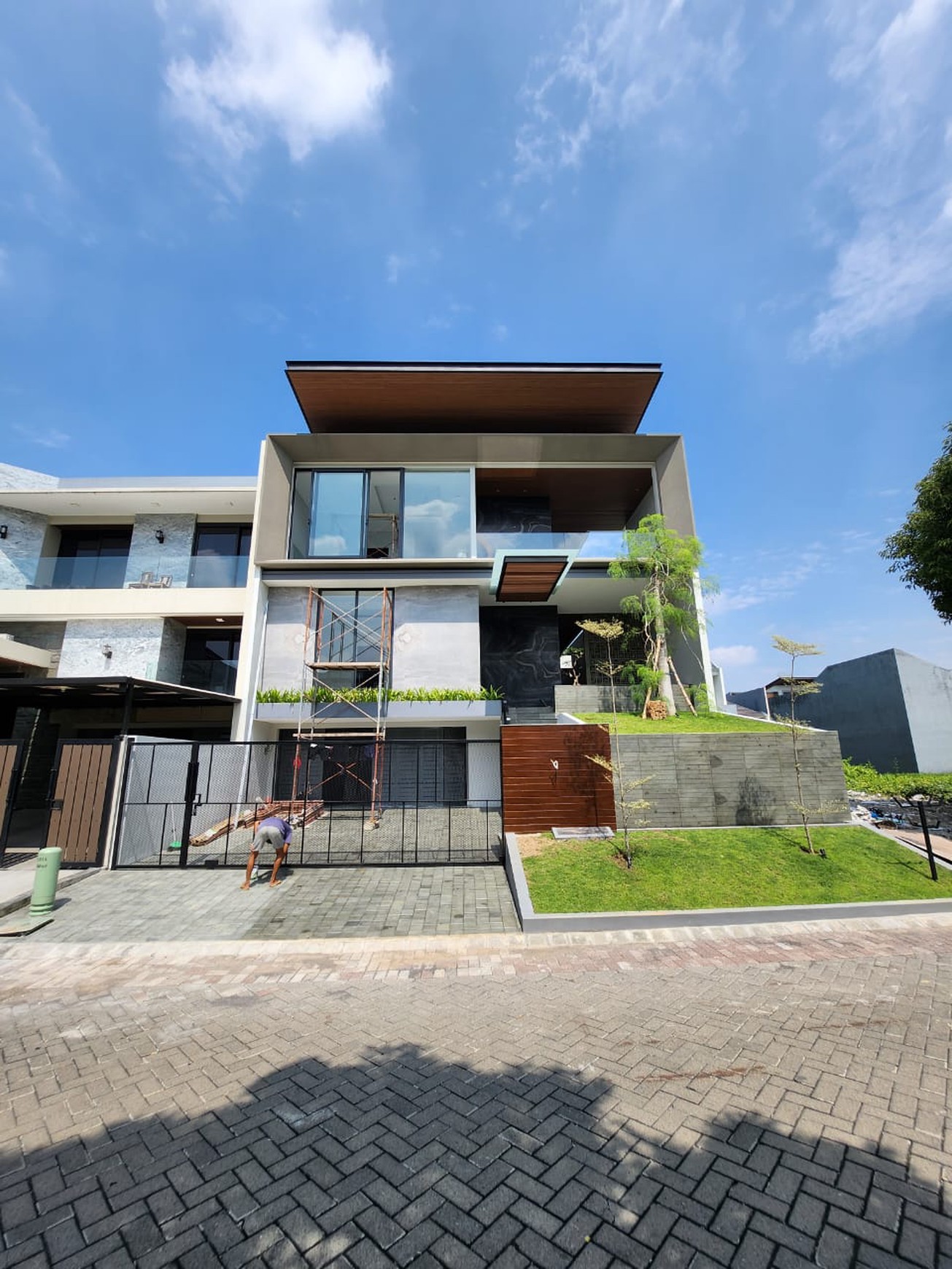 DIJUAL NEW HOUSE - BUKIT GOLF MEDITERANIA - SOMERSET- GOLF AVENUE