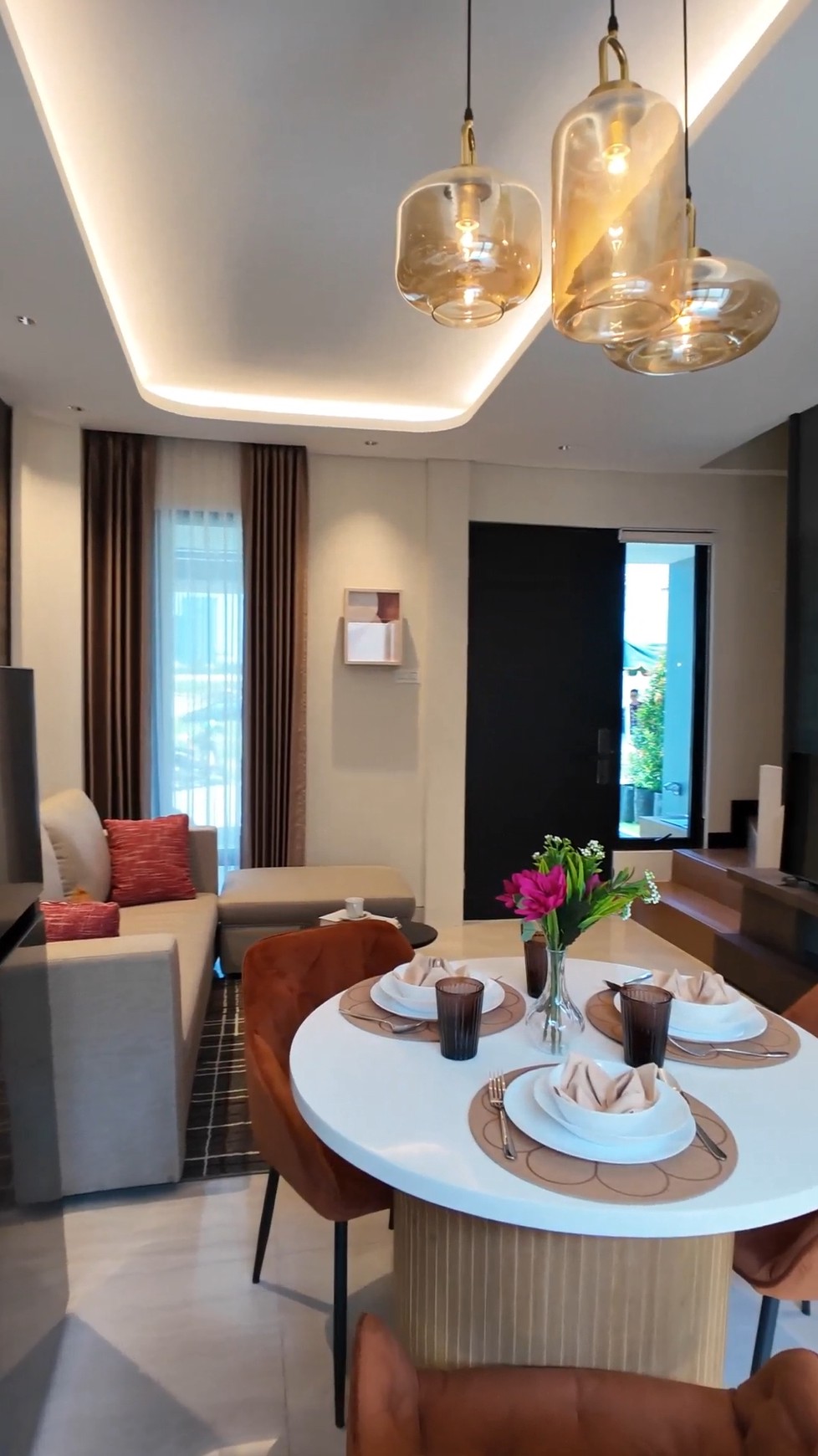 Rumah Dijual Selangkah Ke HR Muhammad, Surabaya