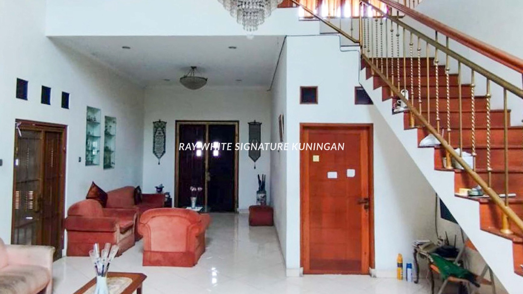 Rumah Siap Huni Lokasi Tenang di Komplek Permata Hijau 2