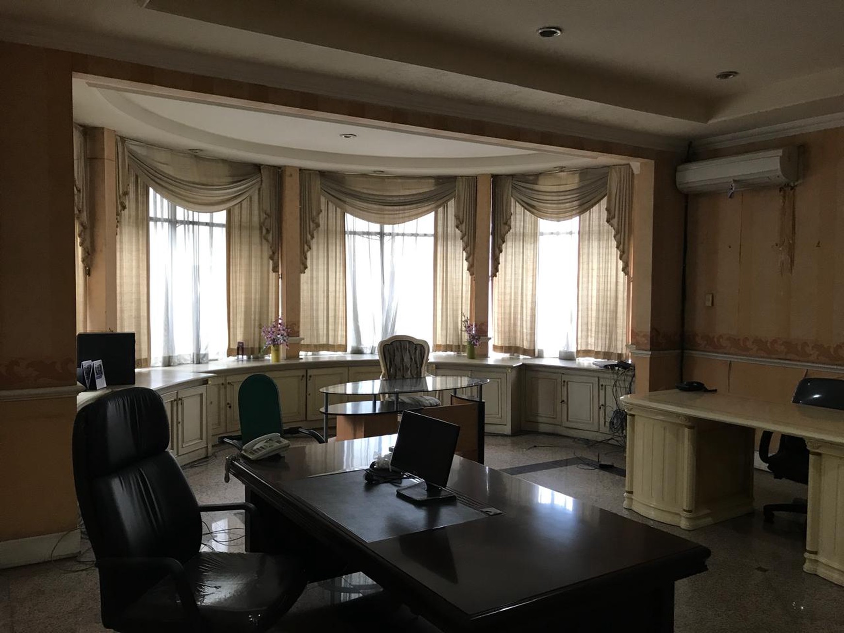 For Sale Rumah Hook Pondok Indah di Jalan Utama Best Price Under Market