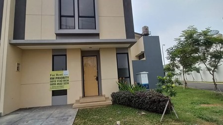 Rumah Hook, Nyaman Dan Asri Di Lingkungan Tenang, Terletak Di Suvarna Sutera, Cluster Astha
