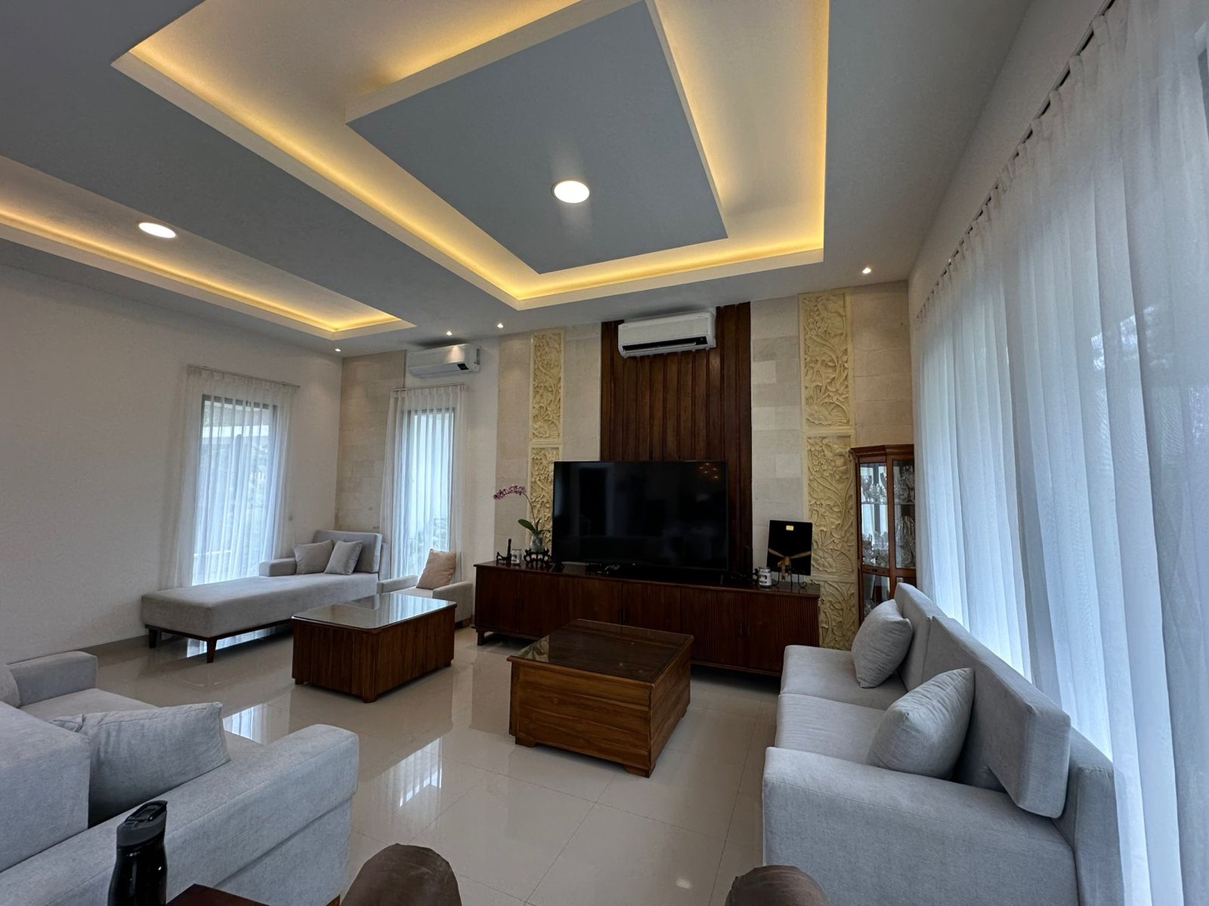 Beautiful Modern Villa For Sale in Ungasan