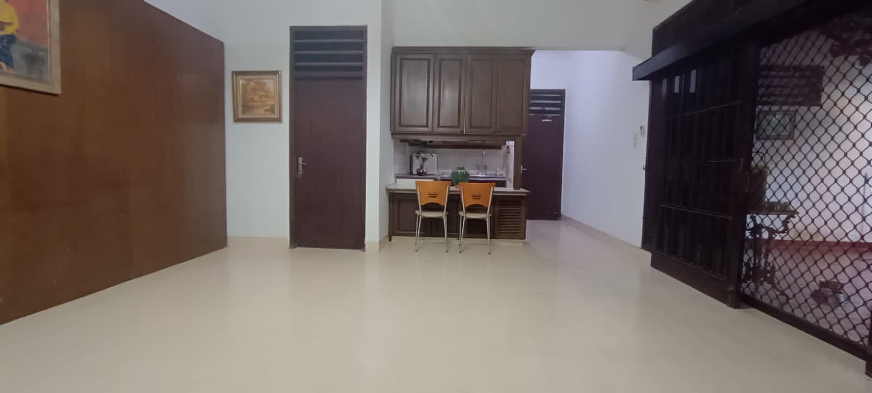 Di Jual Rumah Siap huni lokasi strategis di Jl Lamandau Raya Kebayoran Baru Jakarta Selatan