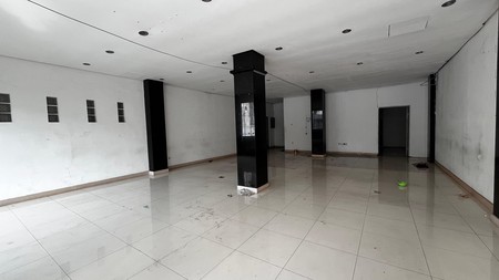 Ruko disewakan di Jalan Waspada Surabaya, Dekat Pasar Atom