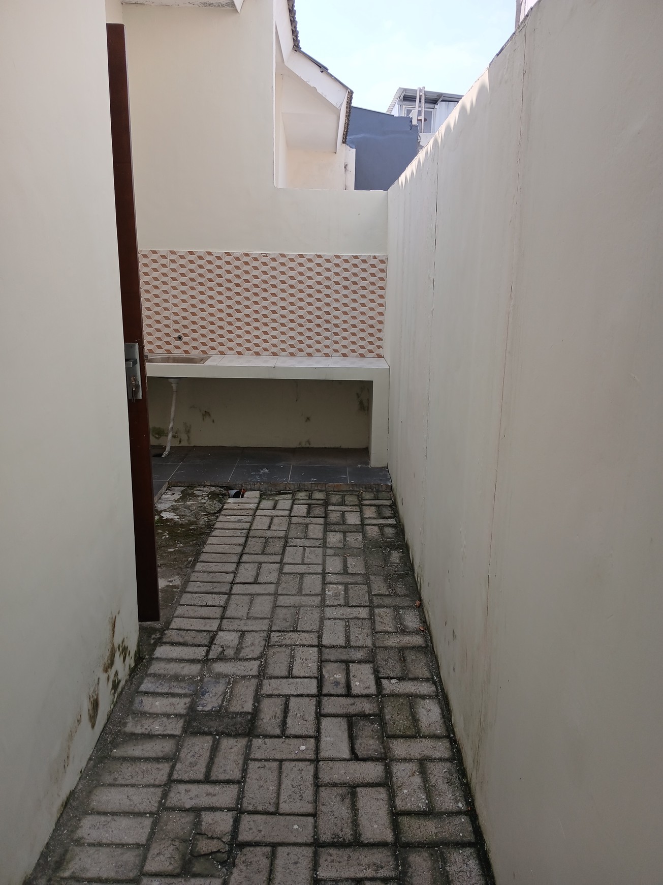 Rumah murah Kedamean Gresik deket pintu Tol Belahan Rejo