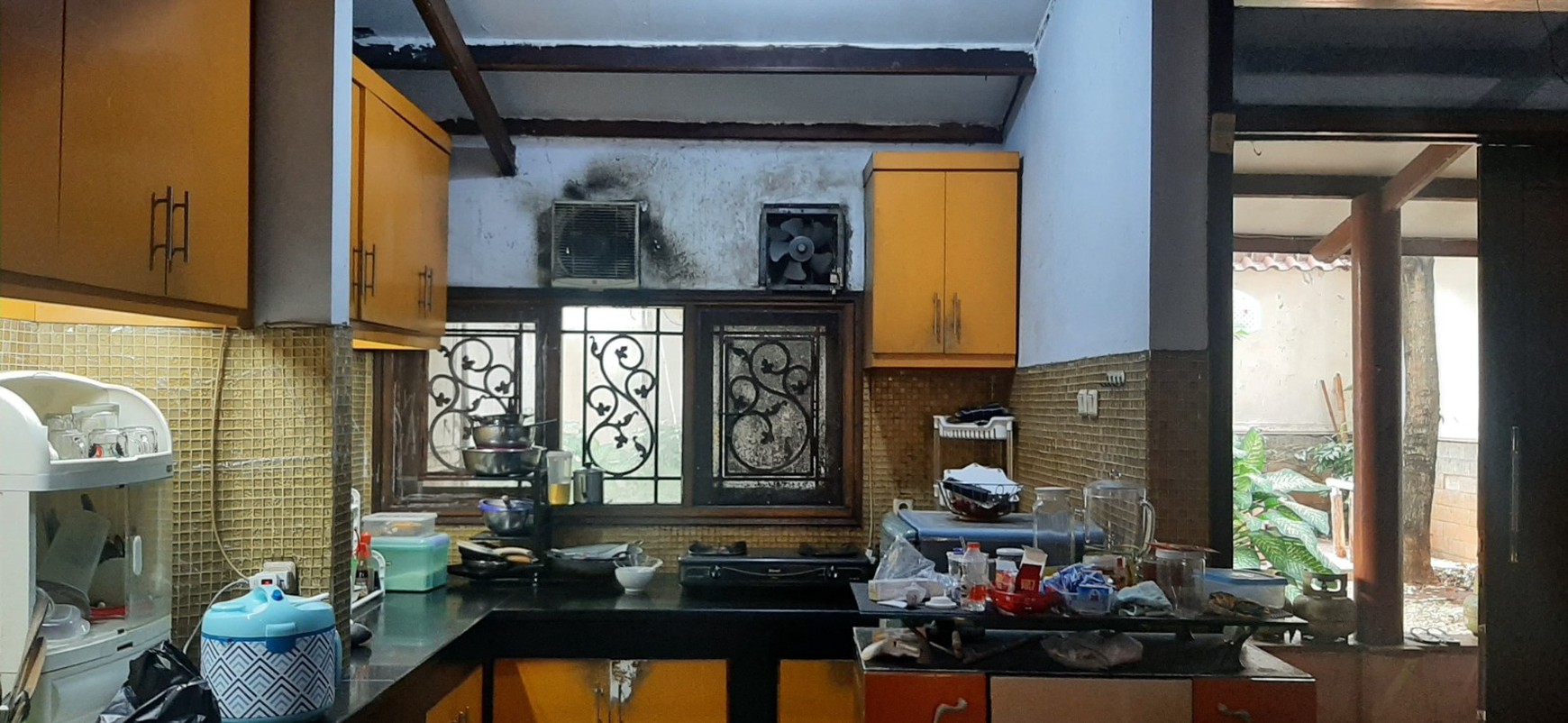 Rumah 2 Lantai, Lokasi strategis di Jakarta Selatan