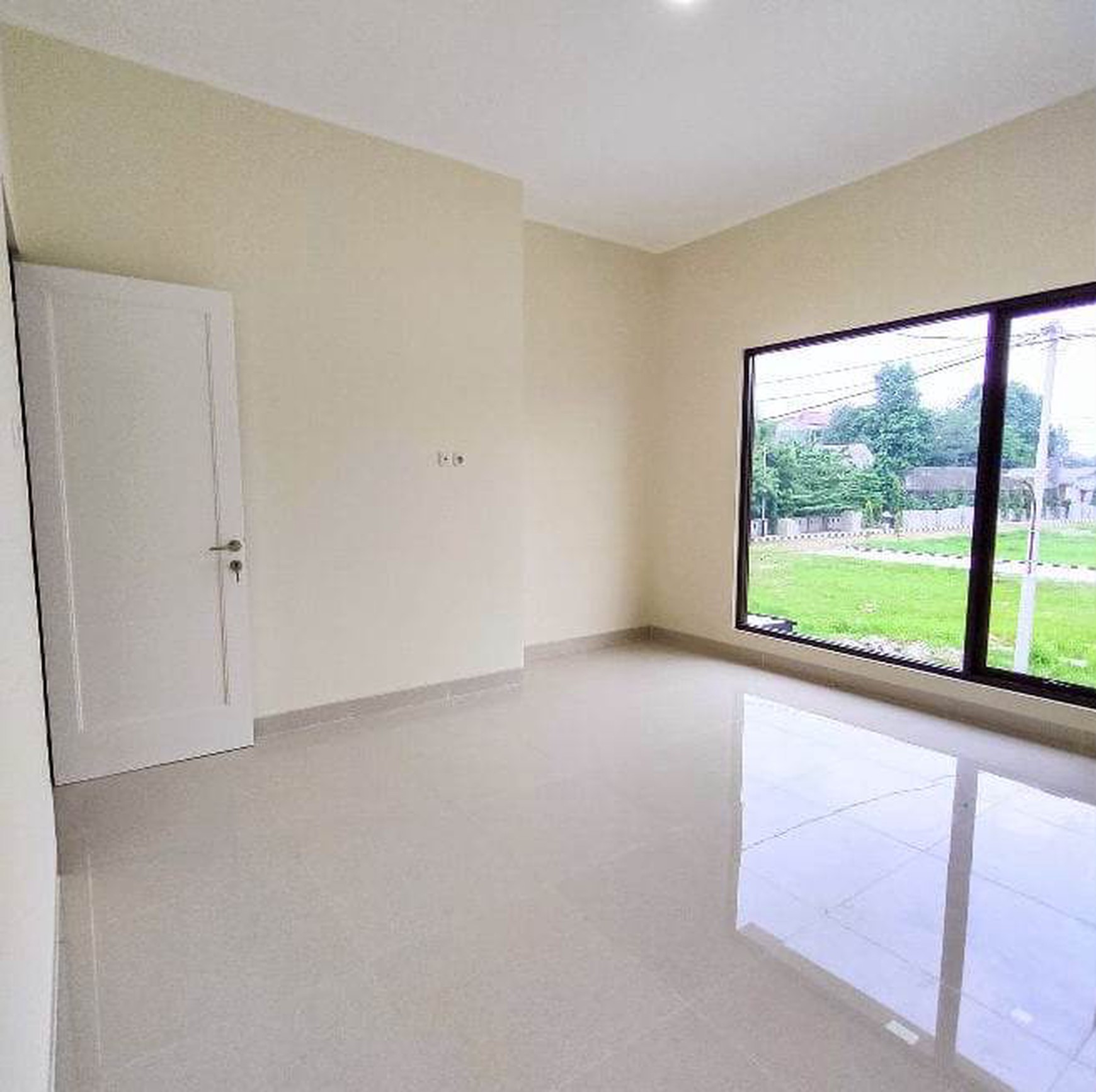 Rumah Brand New,dalam Cluster di Cipadu.