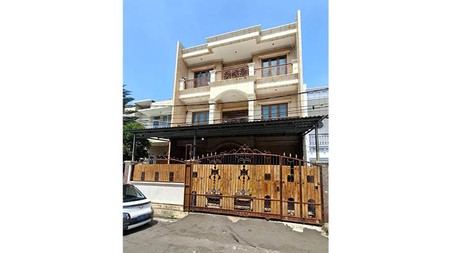 Rumah 3 lantai, Jl Agung Permai, Sunter