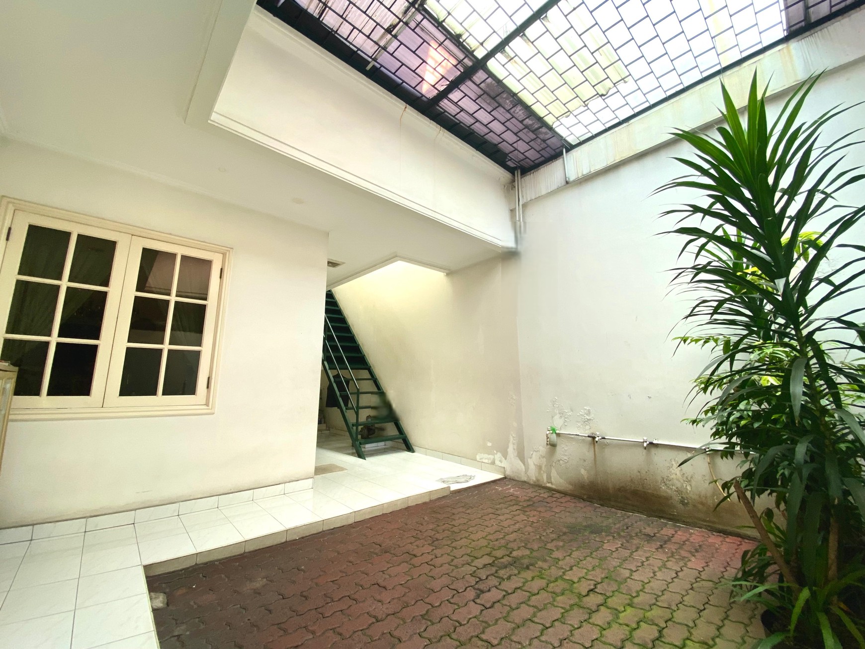 Rumah Mewah nan Megah di Jakarta Selatan