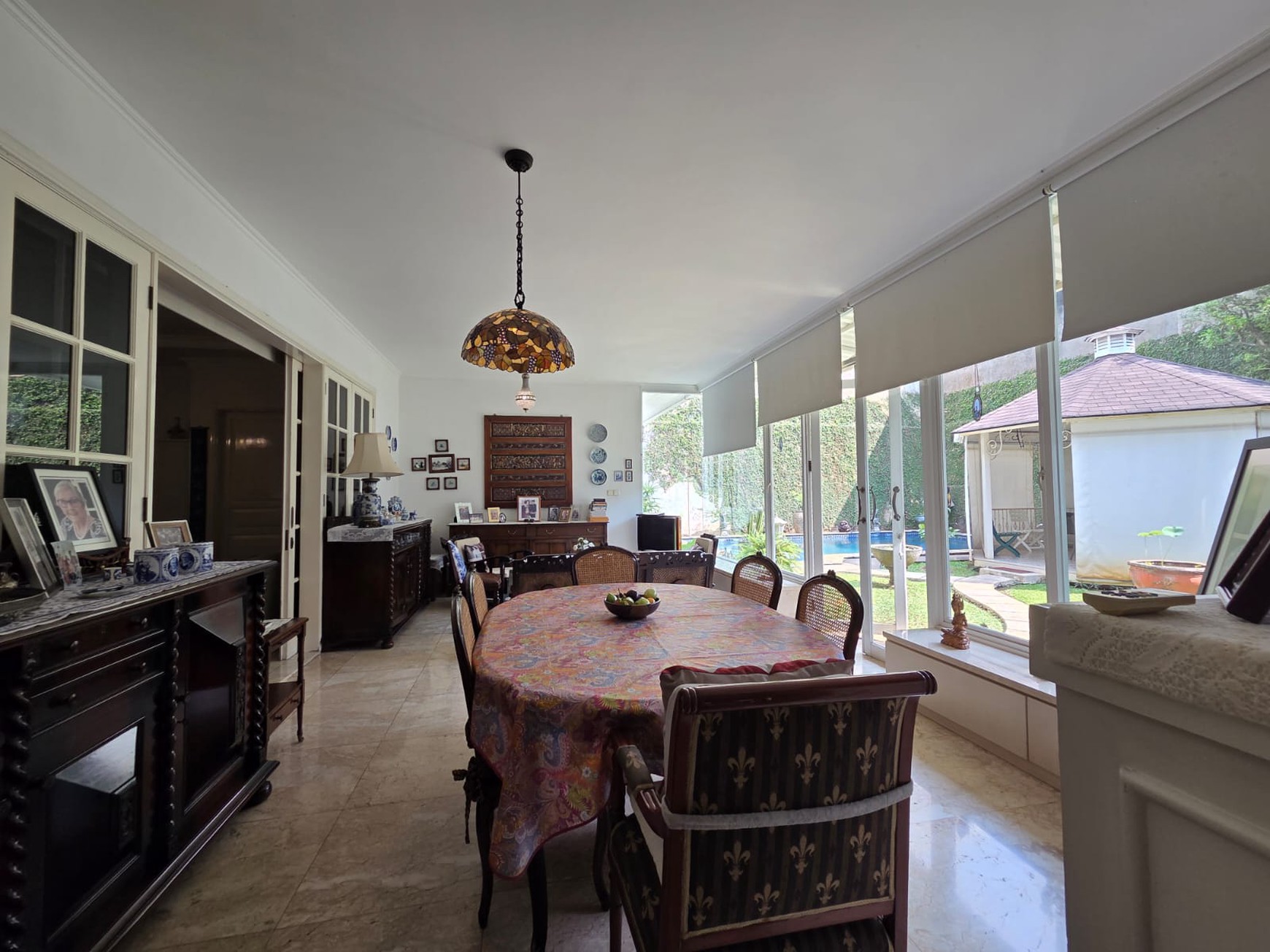 Rumah Mewah nan Megah di Jakarta Selatan