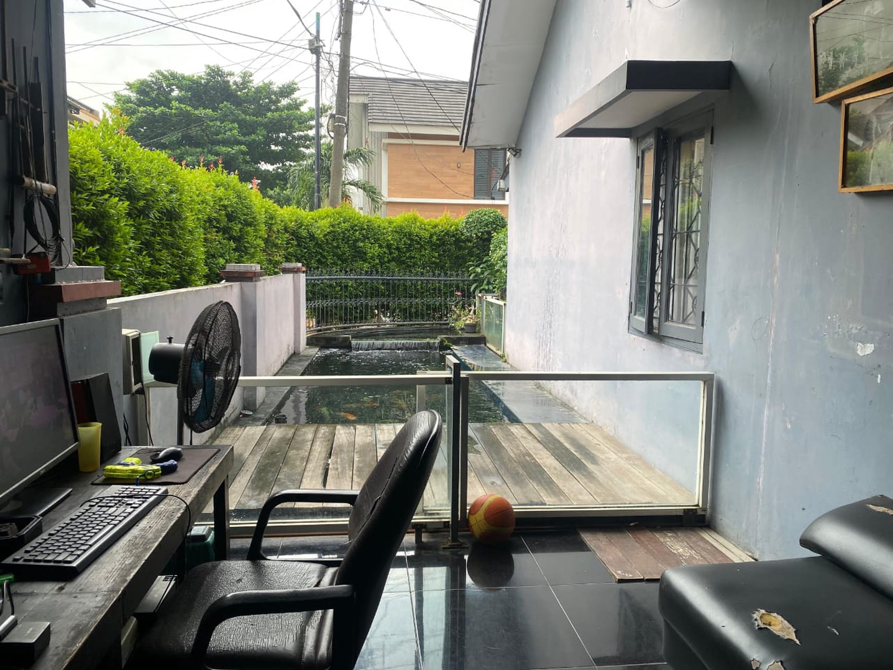 Rumah Siap Huni dengan Hunian Nyaman dan Asri di @Graha Raya