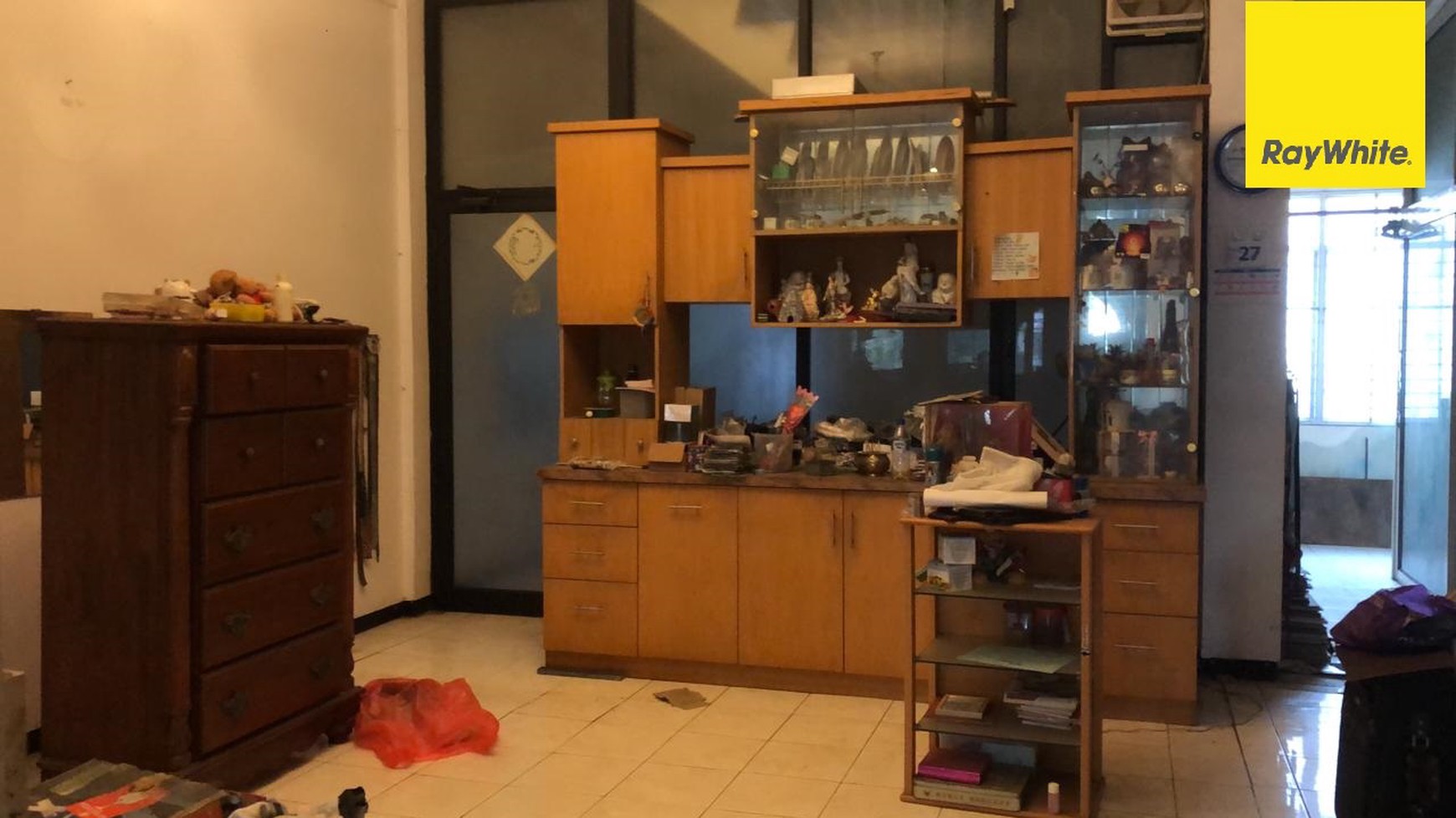 Dijual Ruko 3 lantai di Jalan Raya Arjuna Surabaya Pusat
