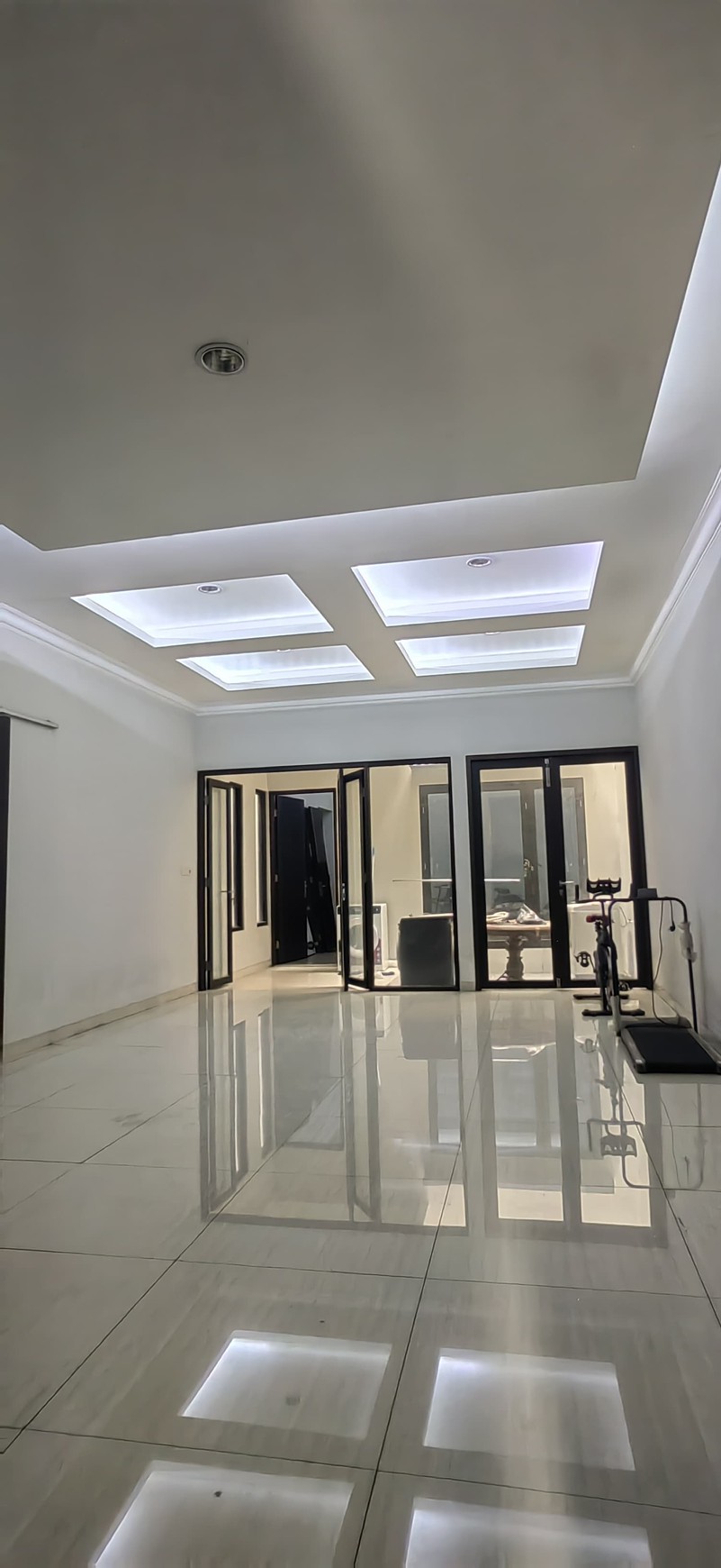 Dijual Rumah di Jl. Pejaten Barat Jaksel
