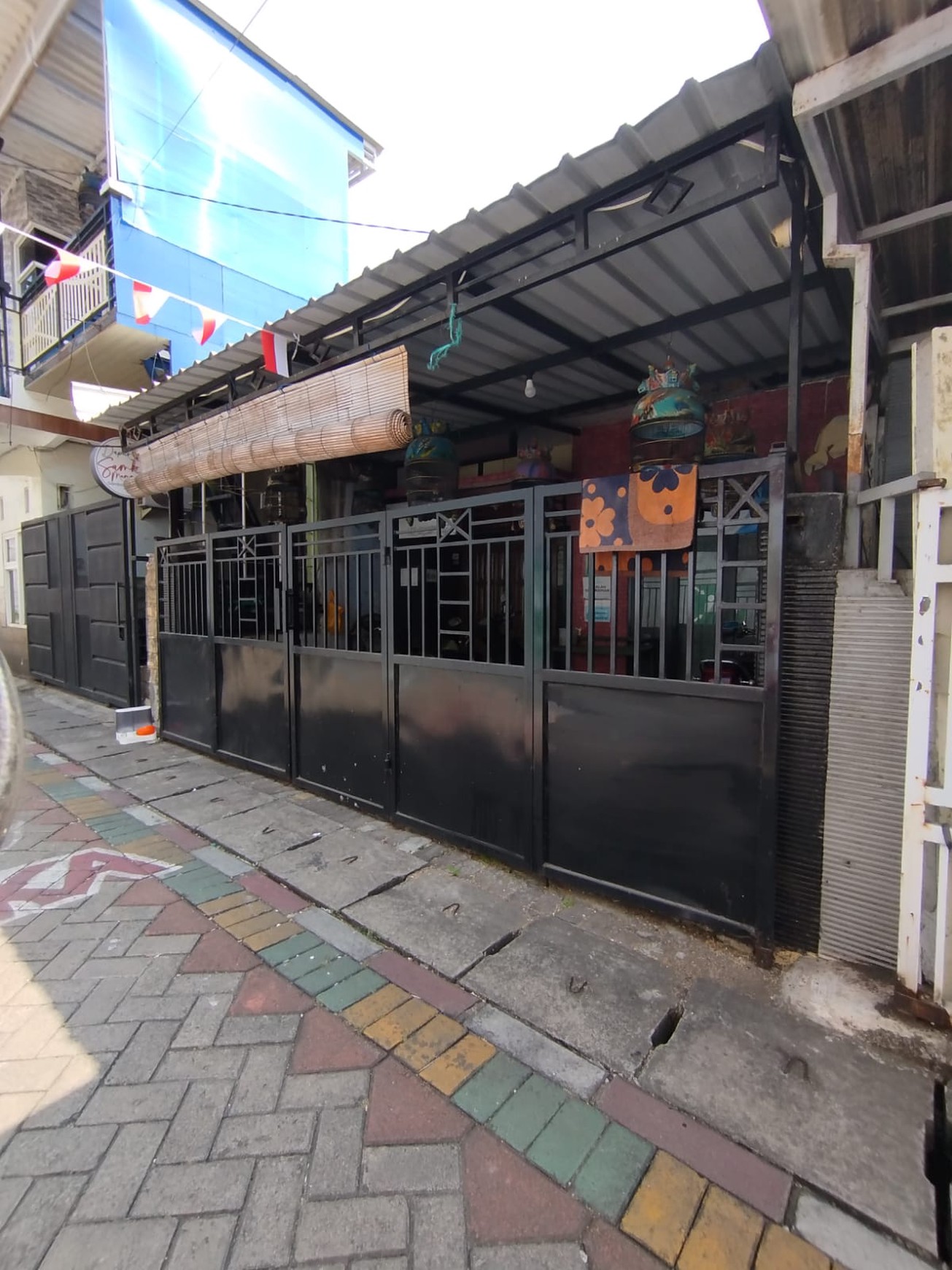 Rumah Cantik Siap Huni Surabaya Timur - Lokasi Premium Gunung Anyar
