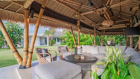 Quiet Luxury in Bali - Munggu Villa Near Canggu, Must Sell!