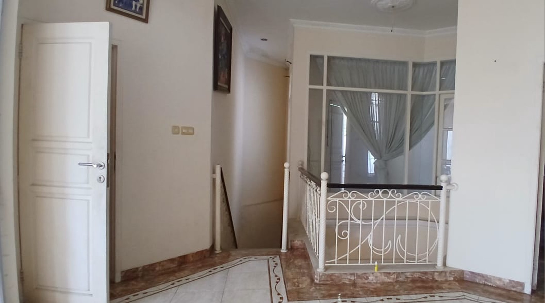 Rumah bagus siap huni beba Banjir di ciputat.