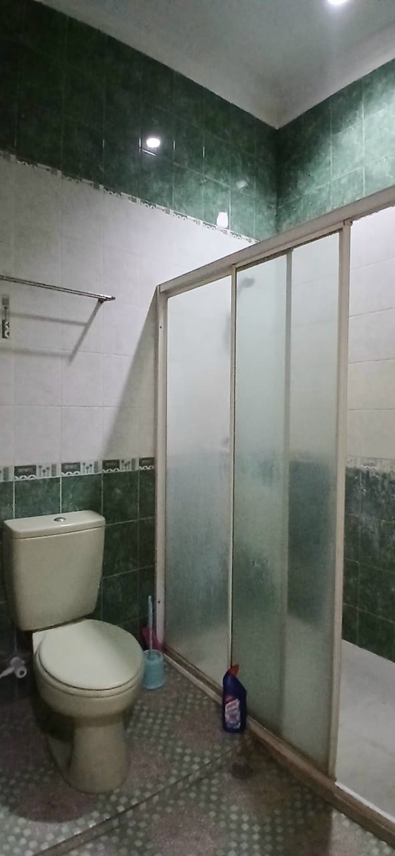 Rumah bagus siap huni beba Banjir di ciputat.