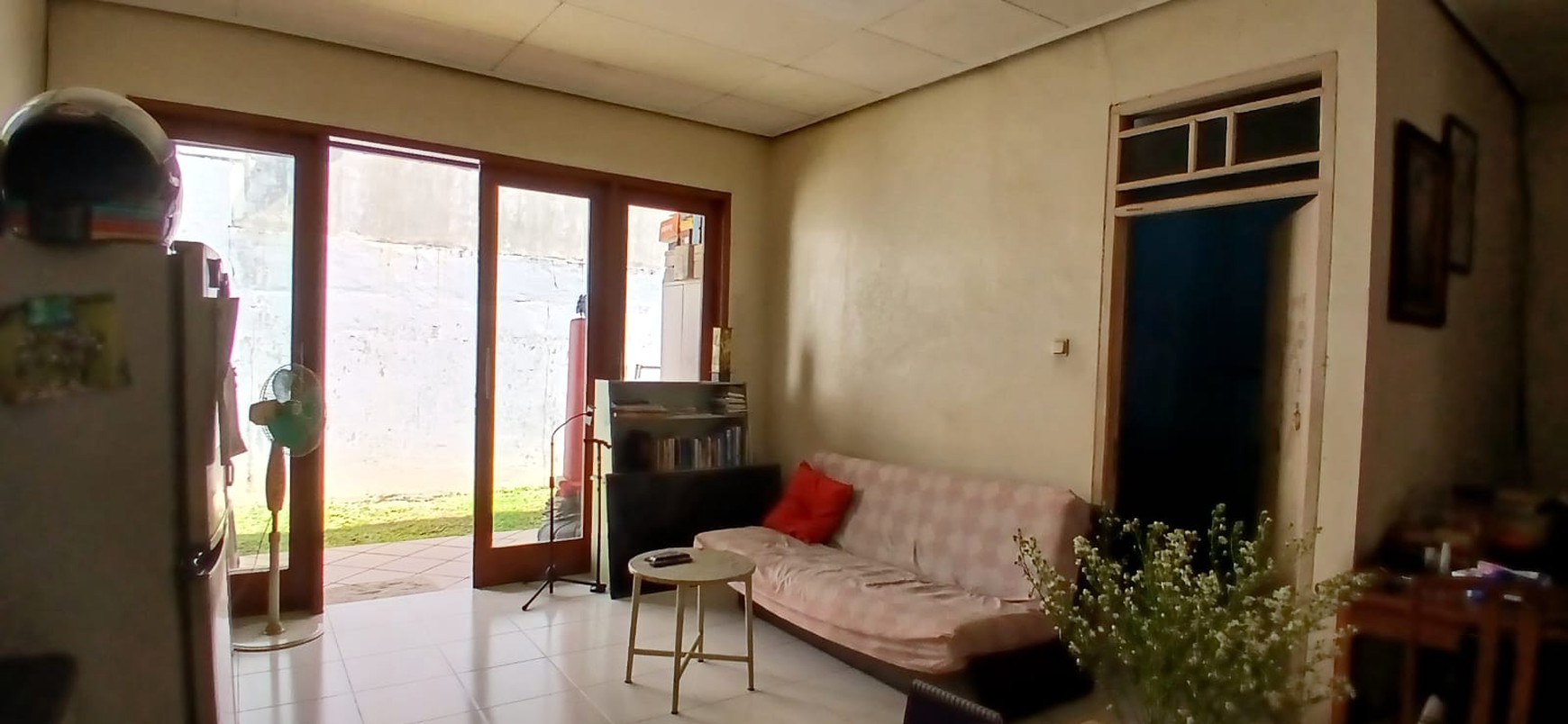 Rumah bagus siap huni di ciputat.