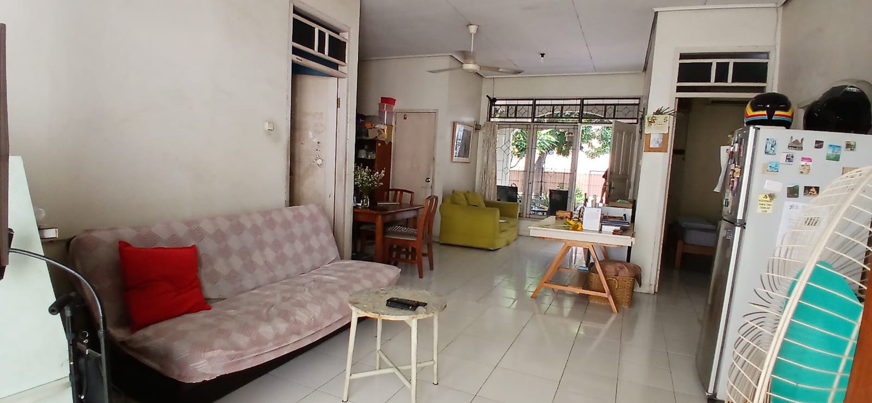 Rumah bagus siap huni di ciputat.