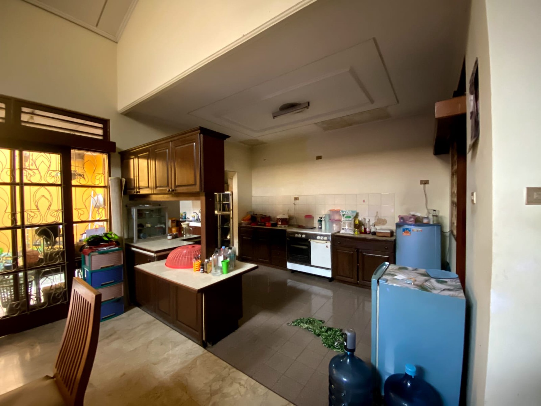 Rumah Asri, lingkungan aman dan nyaman, lokasi strategis di Bintaro Sektor 2