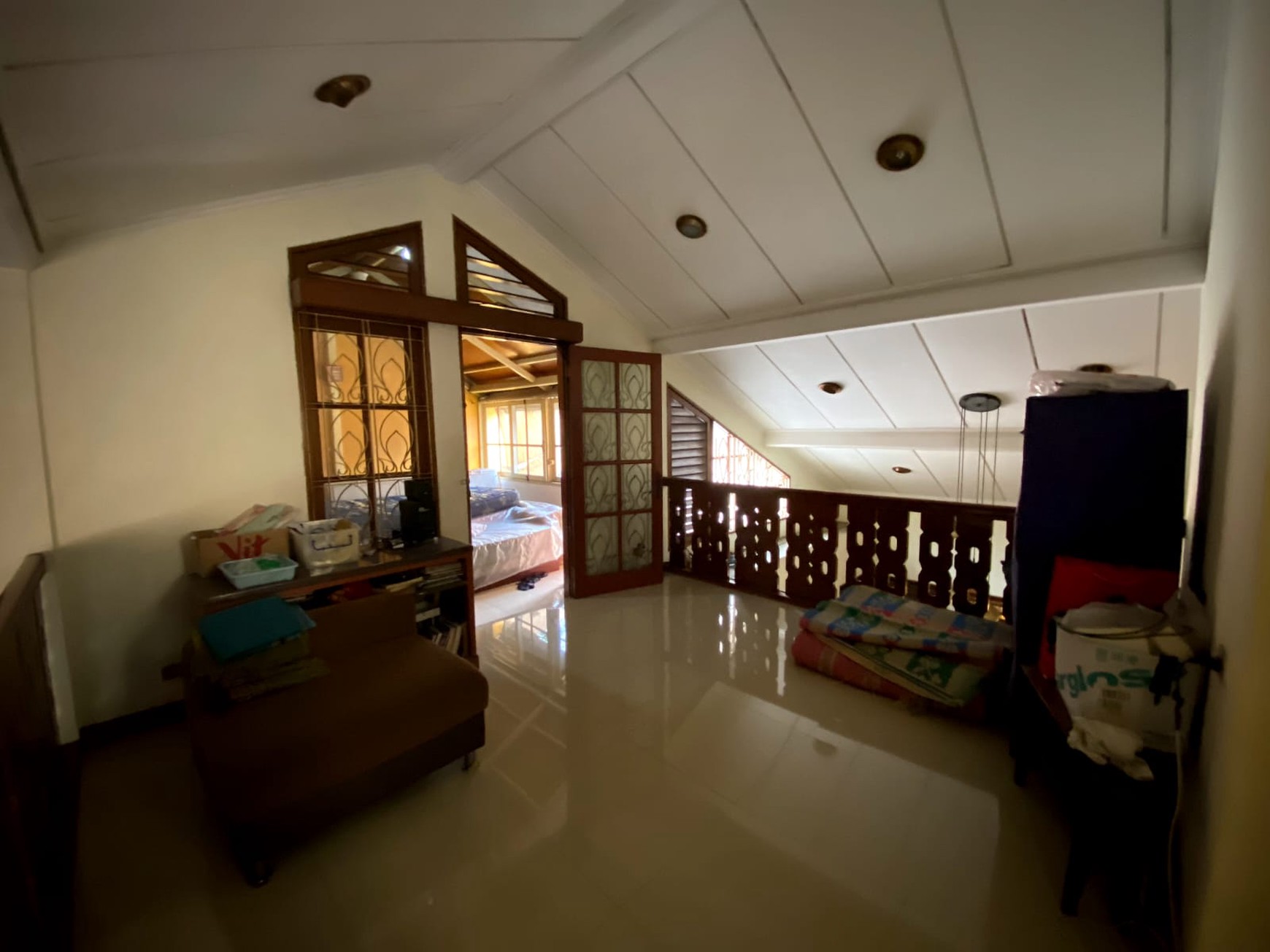 Rumah Asri, lingkungan aman dan nyaman, lokasi strategis di Bintaro Sektor 2