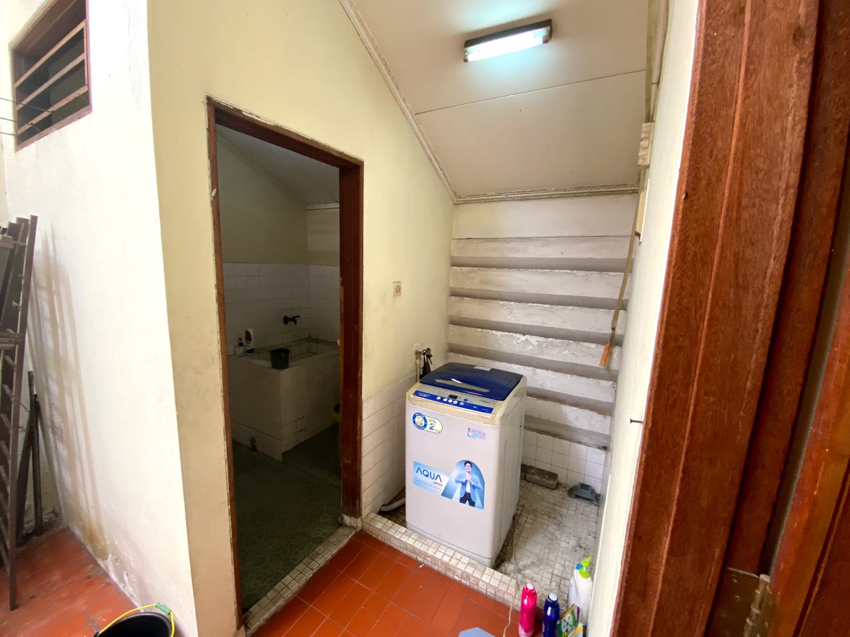 Rumah Asri, lingkungan aman dan nyaman, lokasi strategis di Bintaro Sektor 2