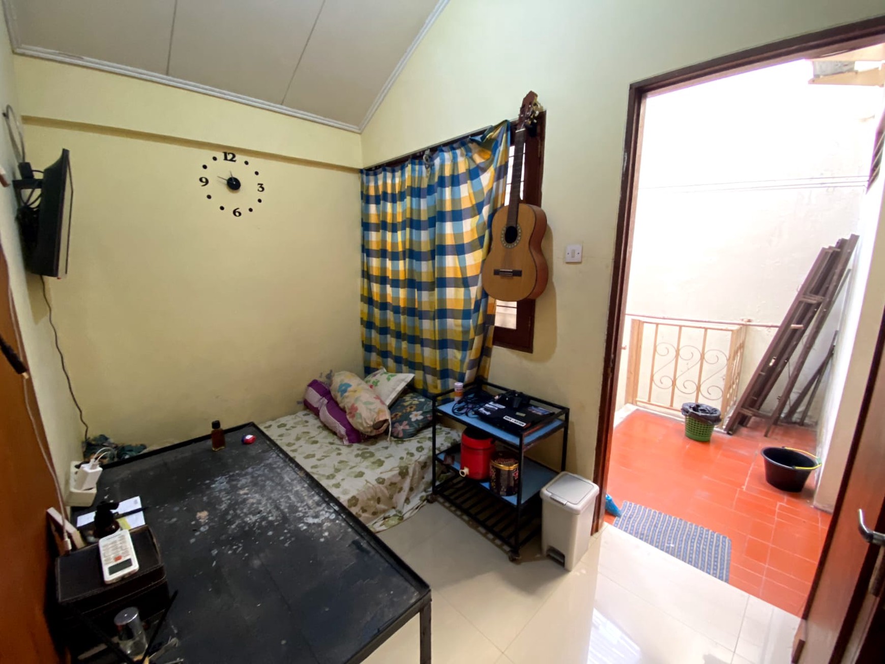 Rumah Asri, lingkungan aman dan nyaman, lokasi strategis di Bintaro Sektor 2