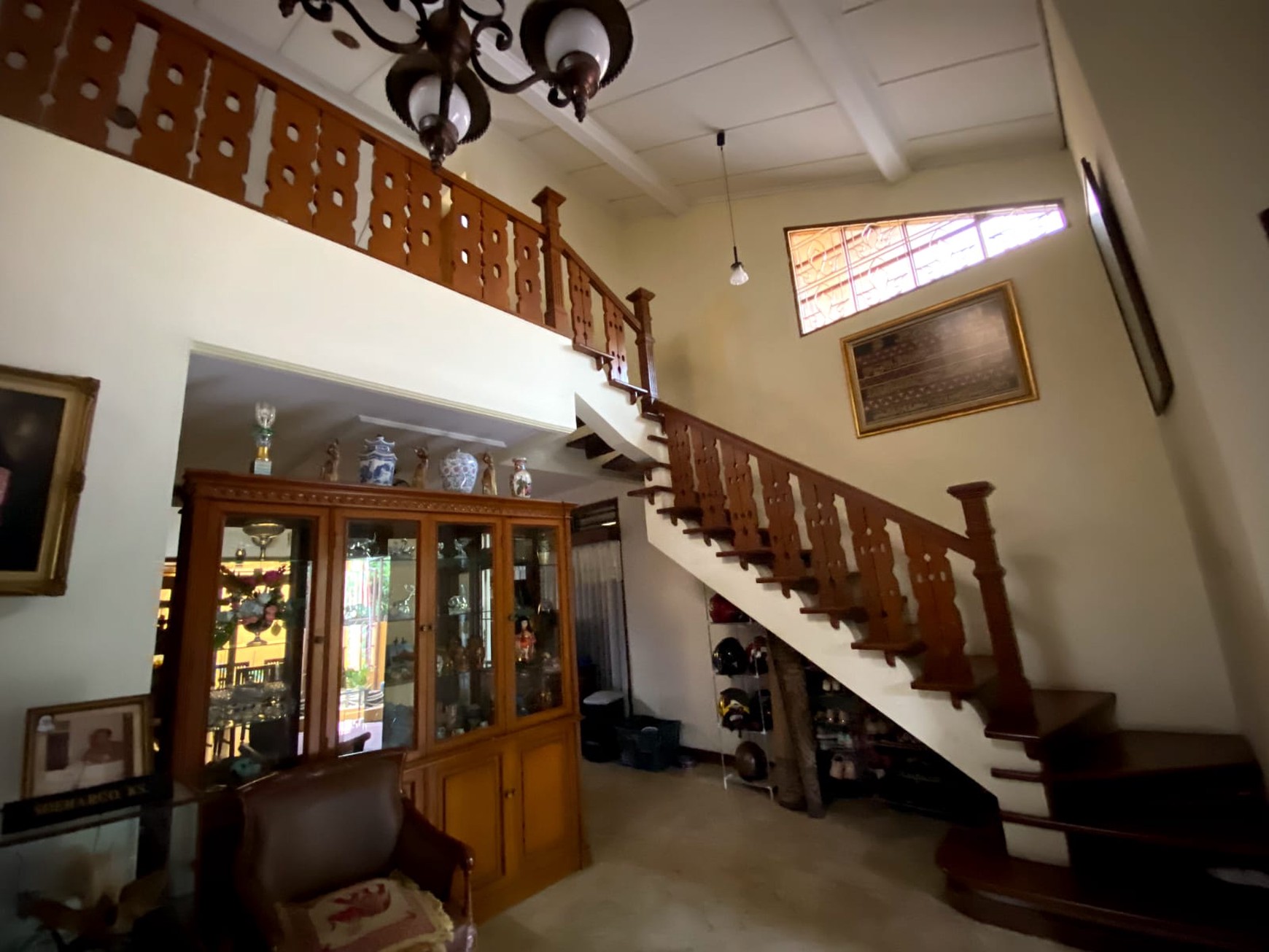 Rumah Asri, lingkungan aman dan nyaman, lokasi strategis di Bintaro Sektor 2