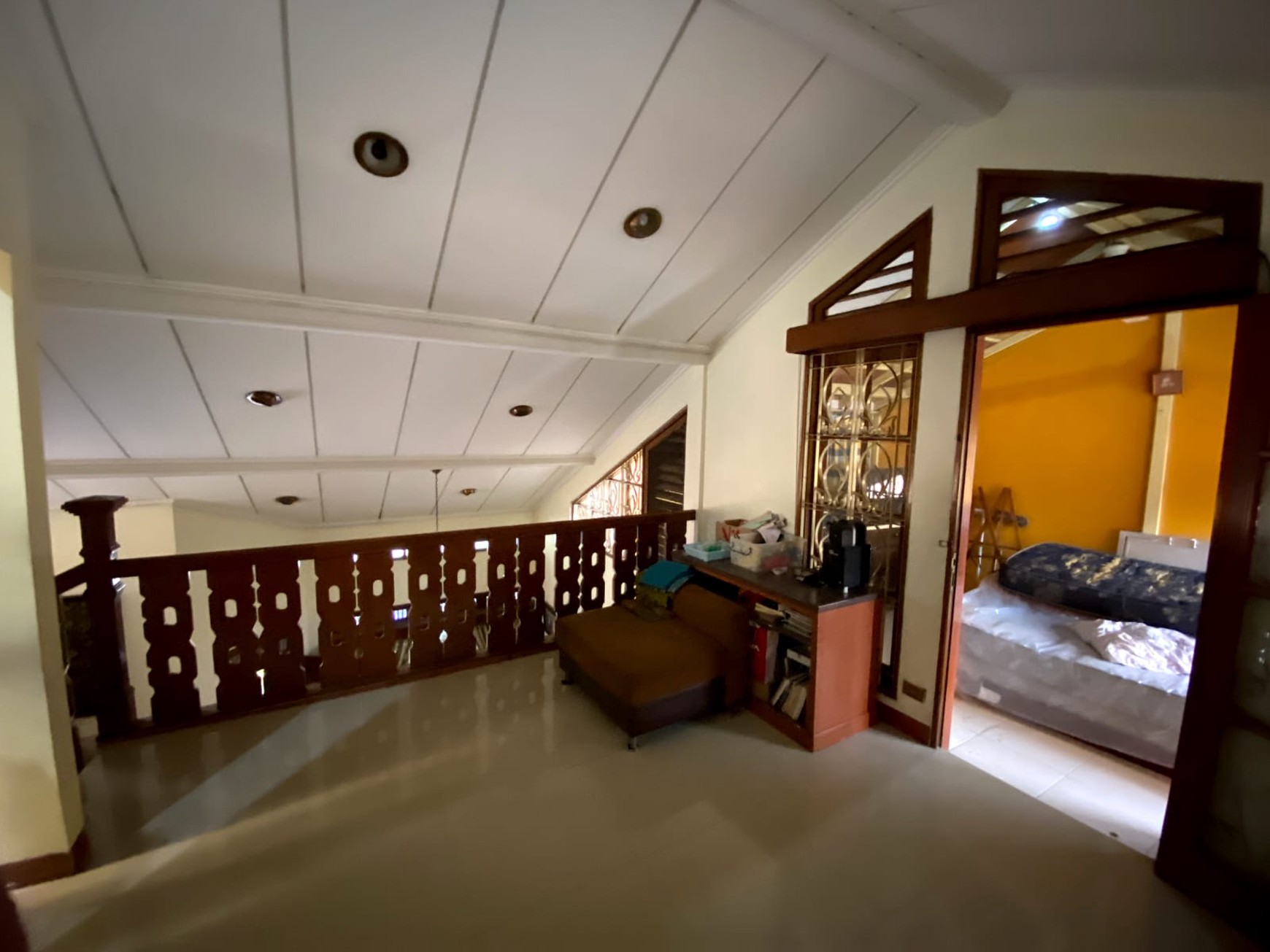 Rumah Asri, lingkungan aman dan nyaman, lokasi strategis di Bintaro Sektor 2