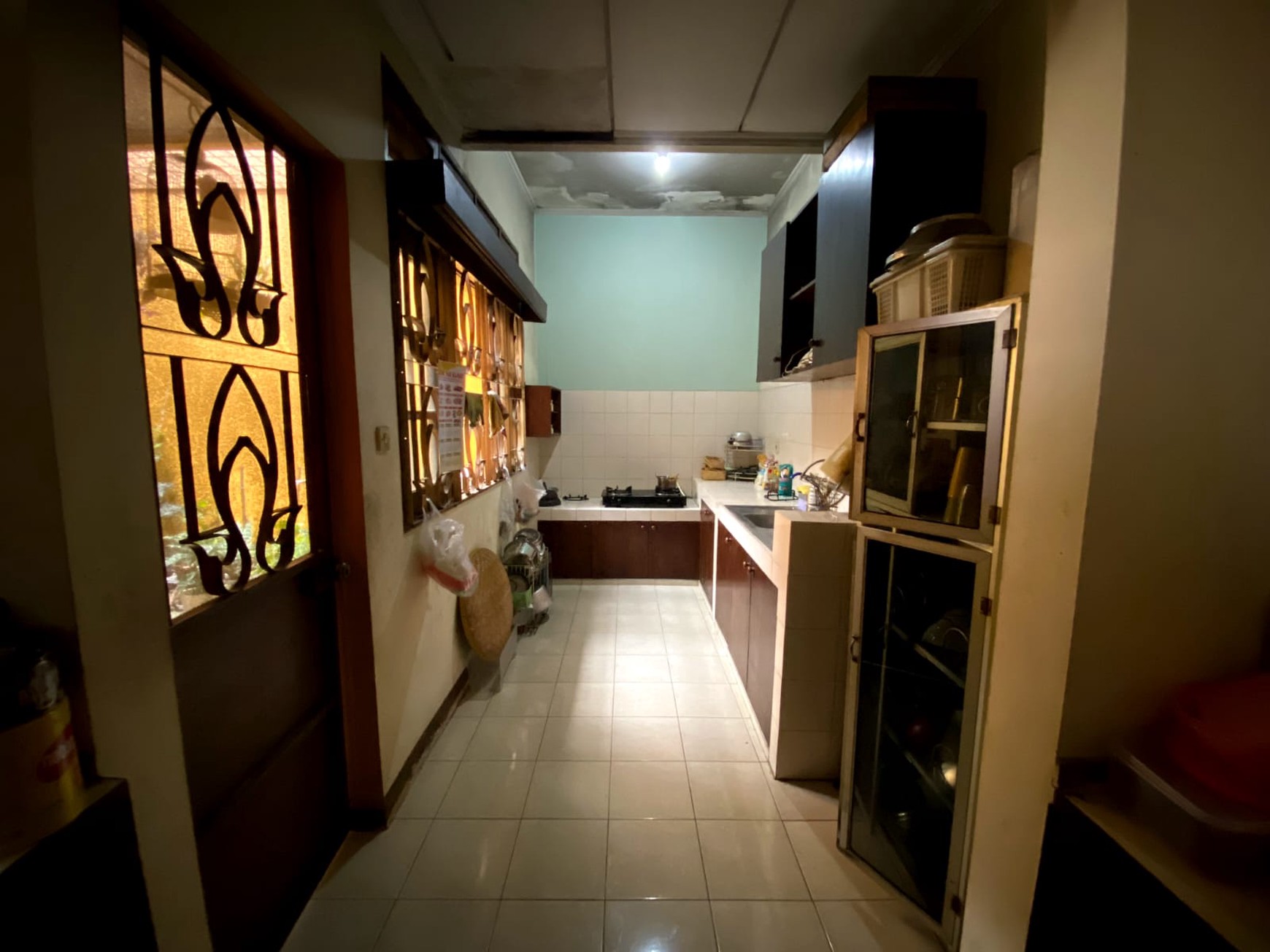 Rumah Asri, lingkungan aman dan nyaman, lokasi strategis di Bintaro Sektor 2