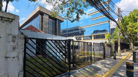 Dijual Rumah Tua Hitung Tanah Di Penataran Menteng Jakarta Pusat 