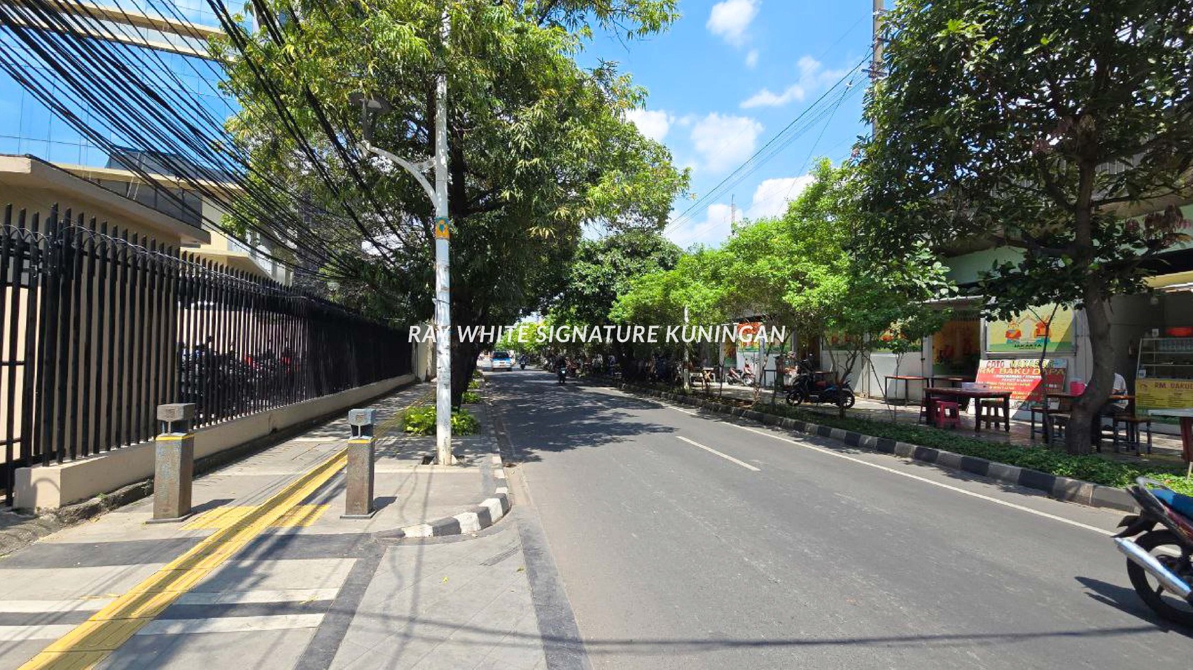 Dijual Rumah Tua Hitung Tanah Di Penataran Menteng Jakarta Pusat 