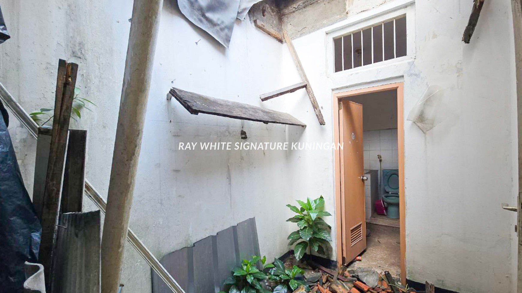 Dijual Rumah Tua Hitung Tanah Di Penataran Menteng Jakarta Pusat 