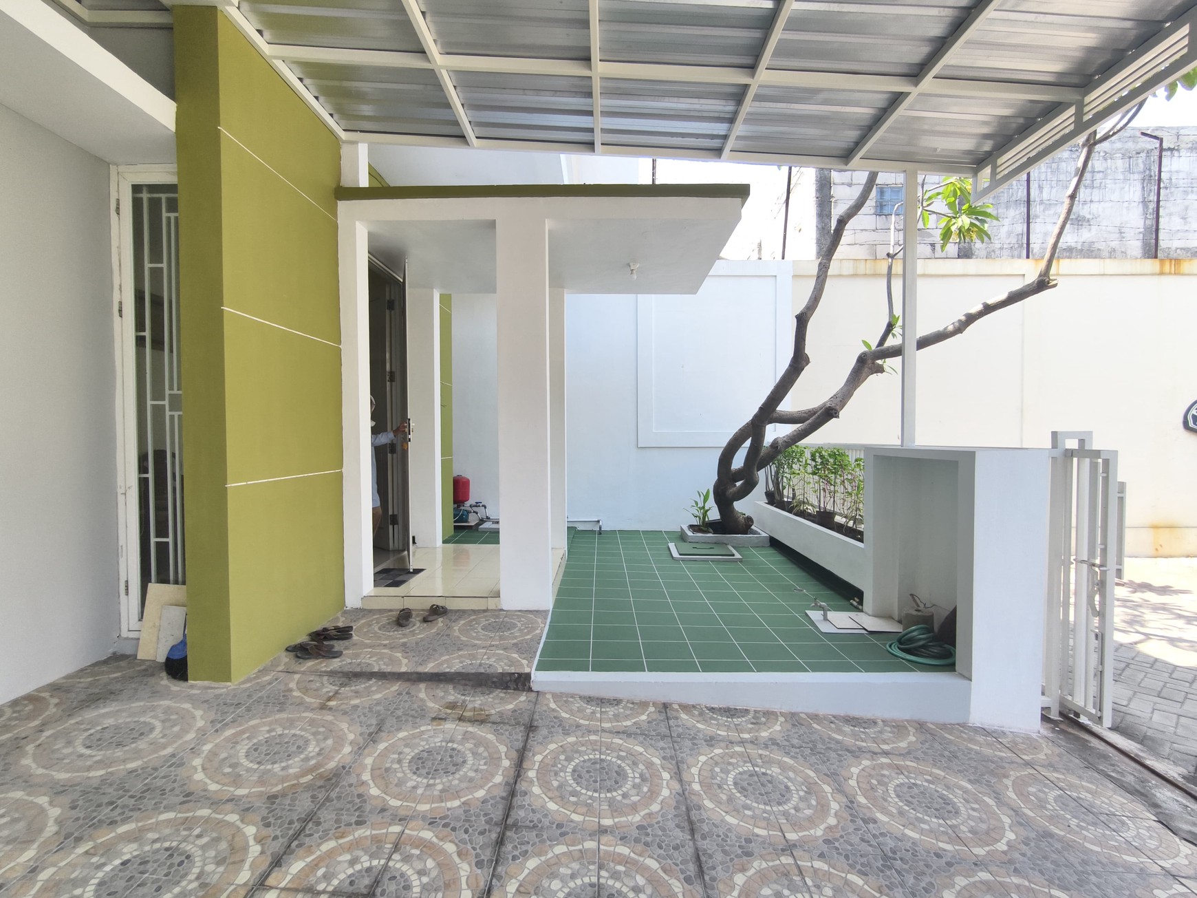 Rumah Hitung Tanah Area Cipete