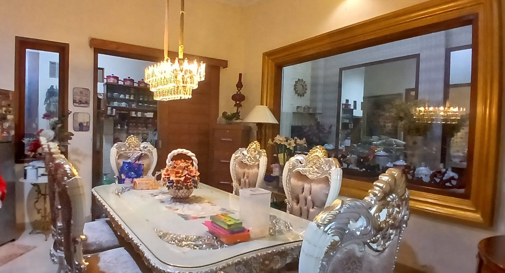 Rumah Hitung Tanah Area Cipete