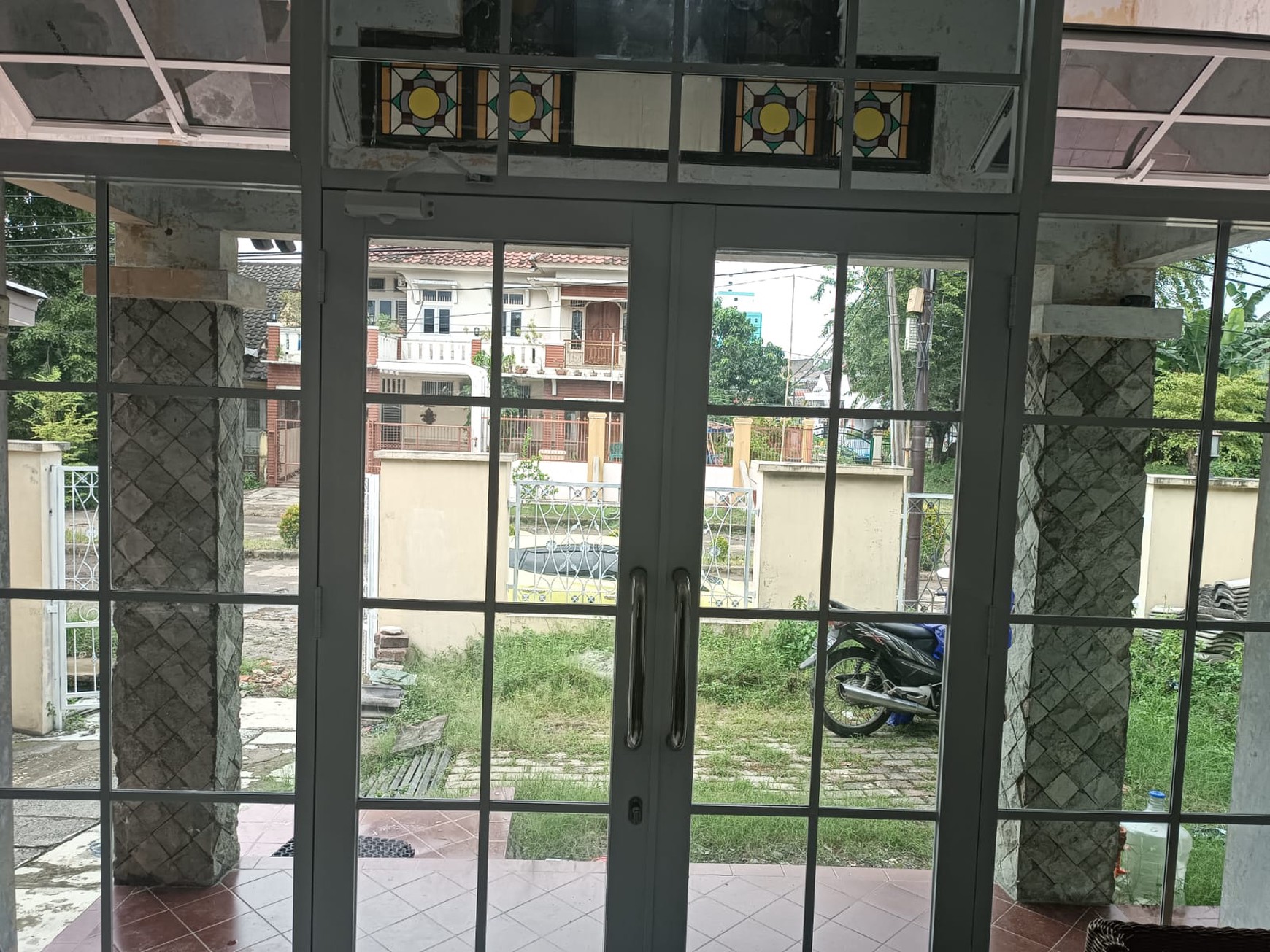 Rumah kost di tengah fasilitas terbaik 