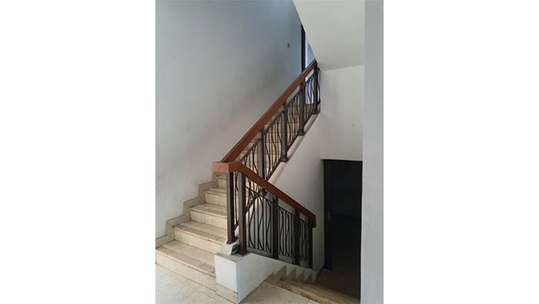 Rumah Gading Park View, Kelapa Gading Luas 9x17m2