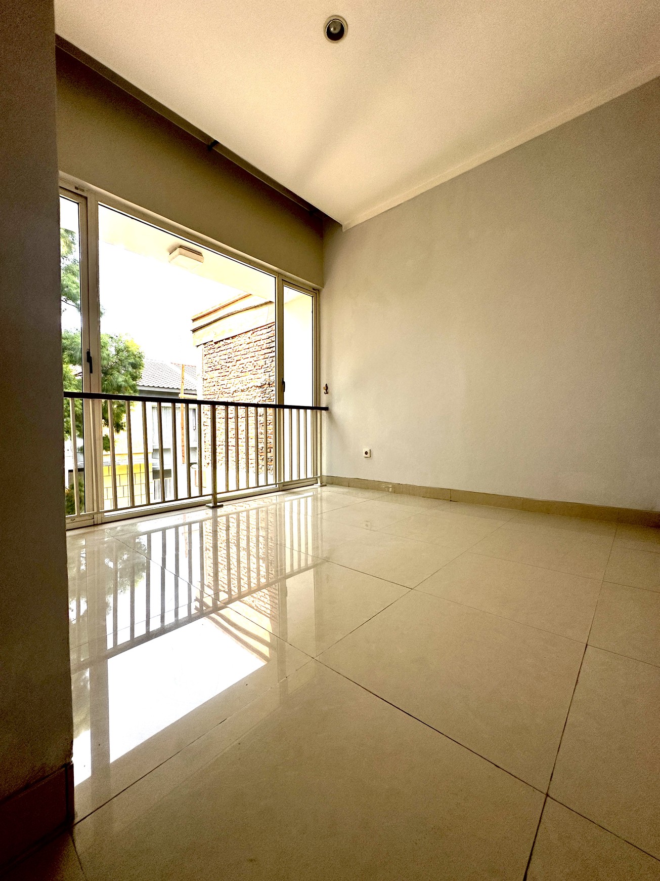 Rumah Bagus Di Kebayoran Village Bintaro Jaya Sektor 7