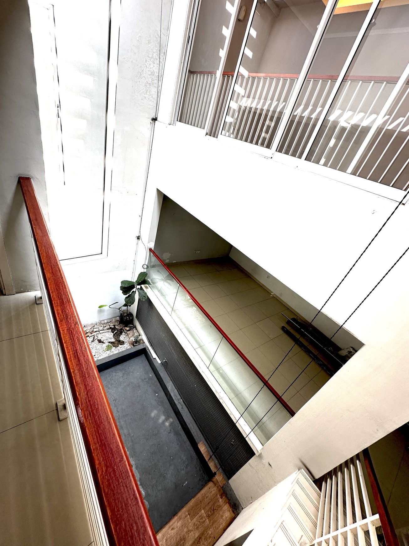Rumah Bagus Di Kebayoran Village Bintaro Jaya Sektor 7