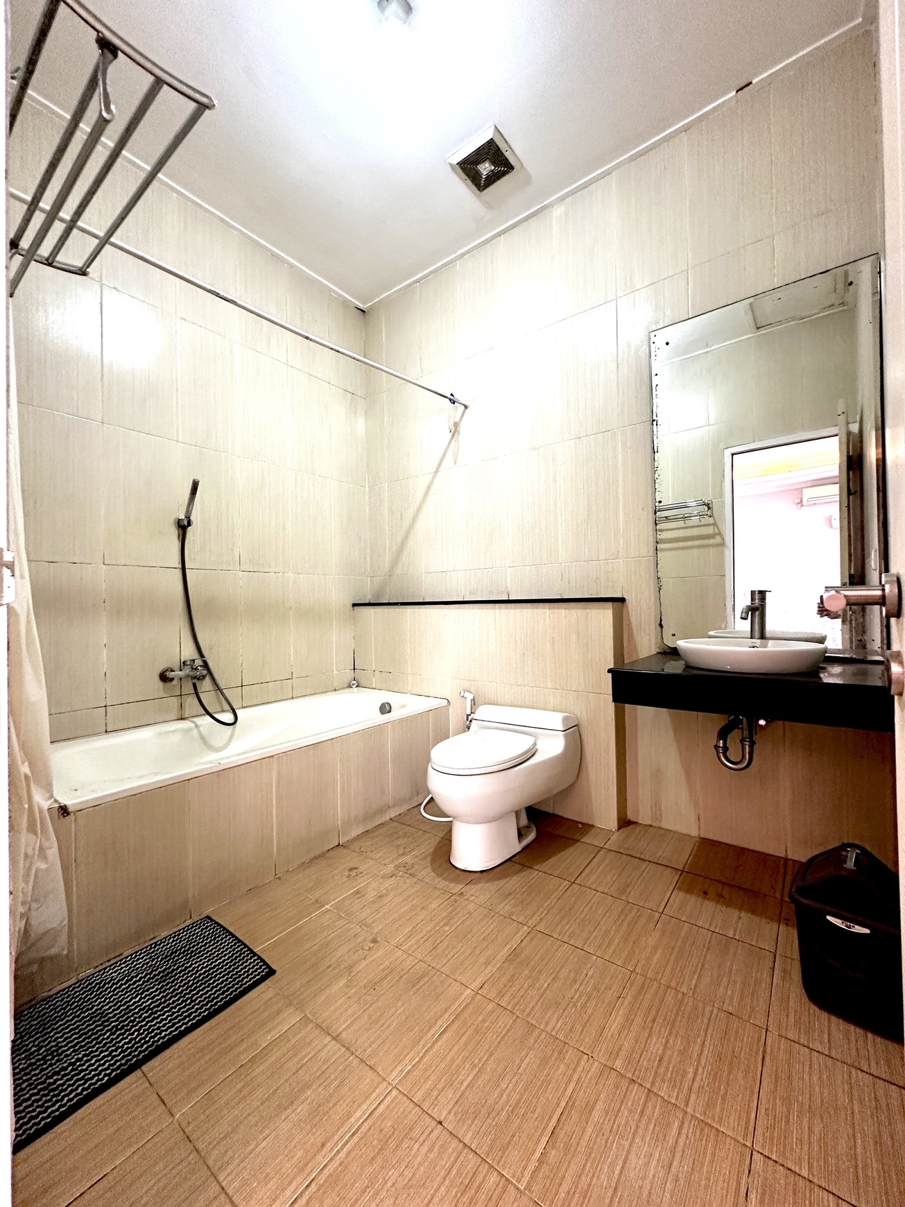 Rumah Bagus Di Kebayoran Village Bintaro Jaya Sektor 7